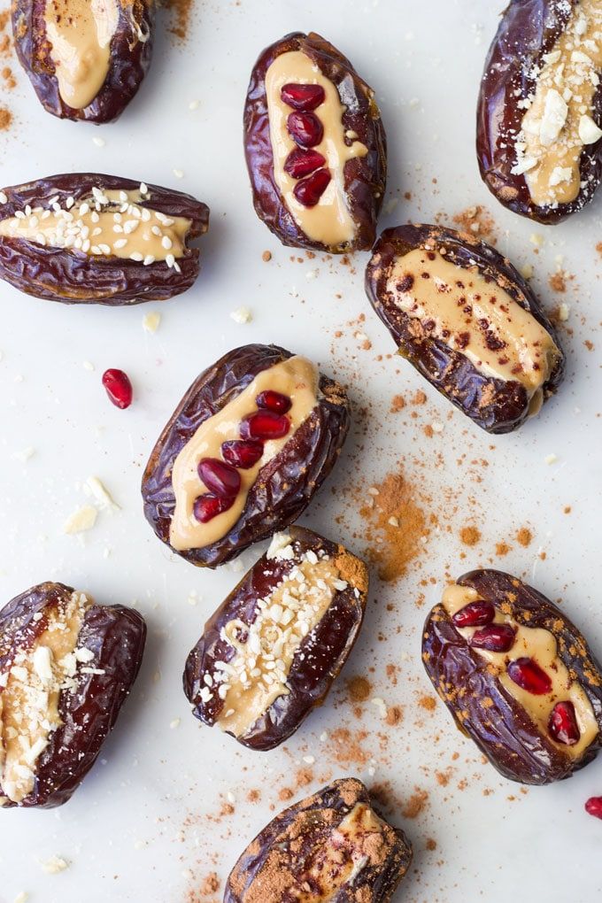 Wholesale Nutrient-Rich Iranian Piarom Dates for Middle East & Persian Gulf Distributors; Premium Quality & Fast Logistics